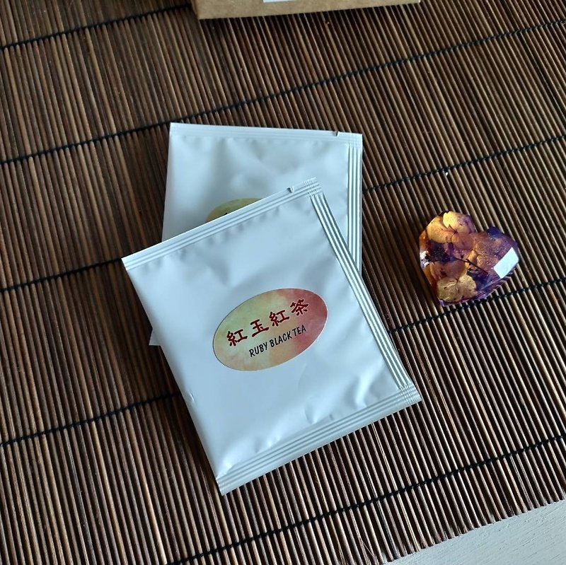 日月潭紅玉紅茶包 15入 - 茶葉/茶包 - 新鮮食材 紅色