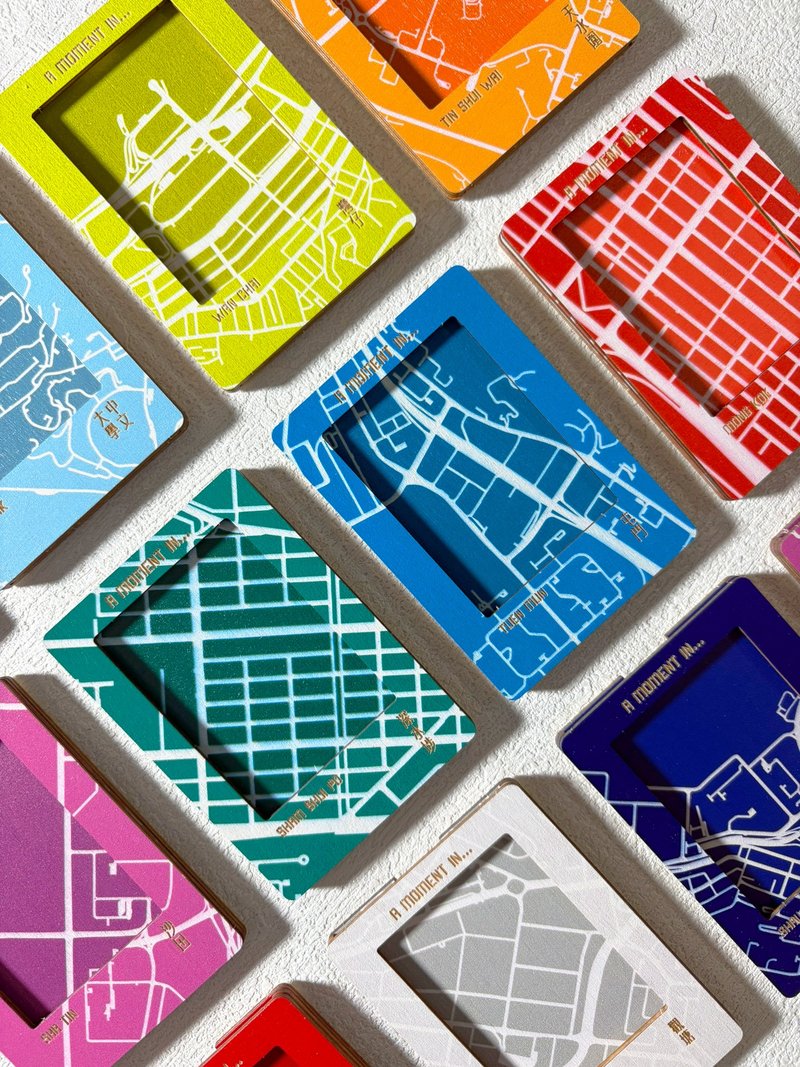 都市のテクスチャーを纏う木製マグネット式チェキフレーム - フォトフレーム - 木製 多色