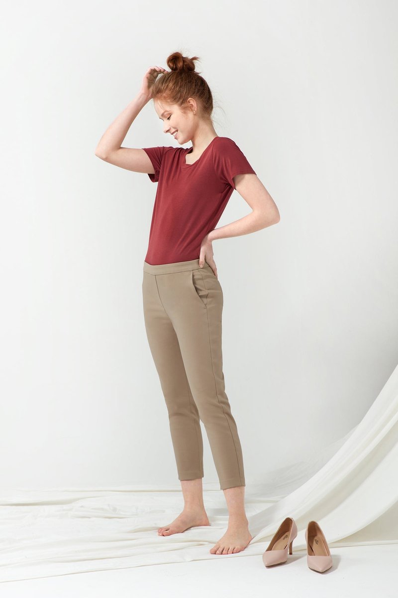 Tove & Libra Pull-on Slim Chino - Khaki Brown Sustainable Fashion - กางเกงขายาว - ไฟเบอร์อื่นๆ สีกากี