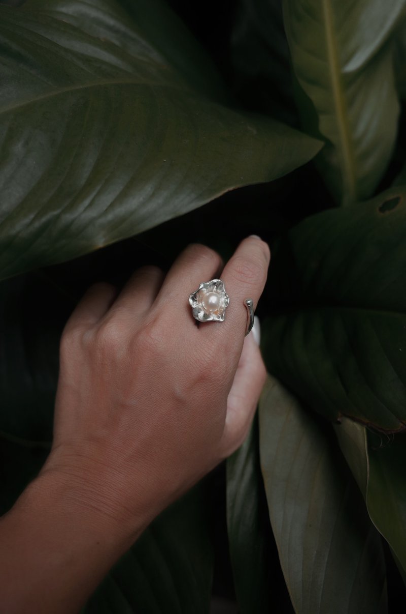 Everlasting Flower Pearl Ring - General Rings - Sterling Silver Silver