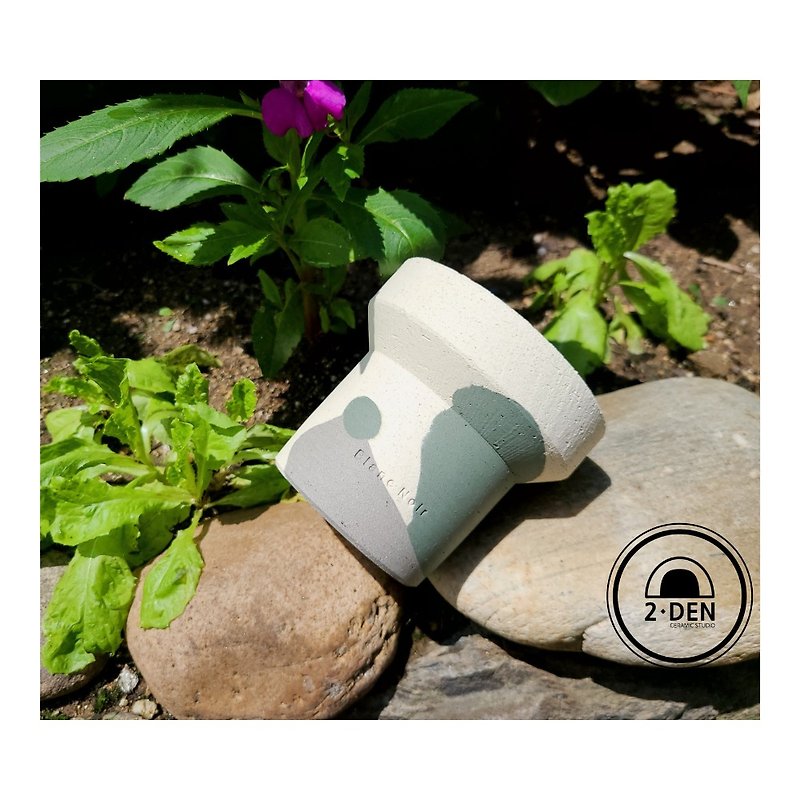 【Korea 2DEN Studio】Blanc Noir Series_Parti Color Rook Pottery Pot_Green - Plants - Pottery Multicolor