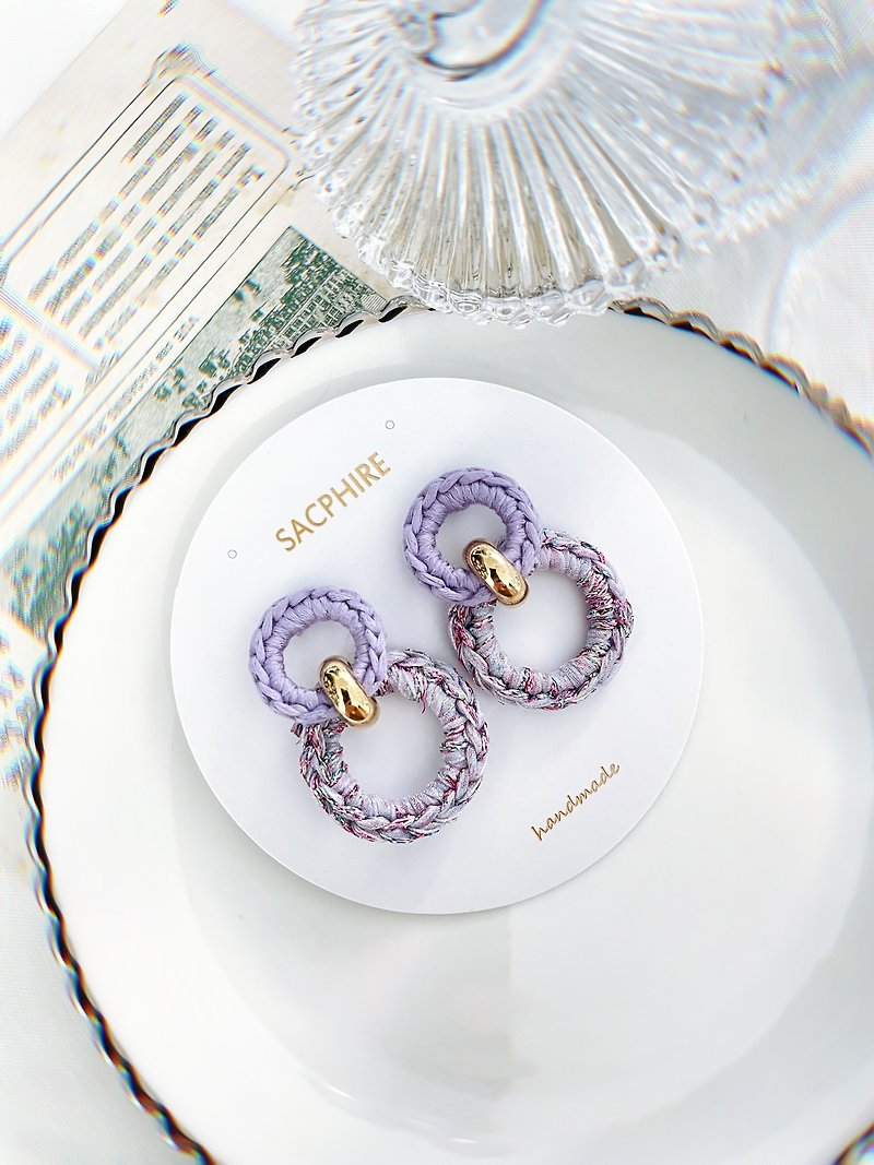 Purple Crochet Dark Glitter Hoop Earrings Mixed Yarn Mauve Pink - ต่างหู - วัสดุอื่นๆ สีม่วง