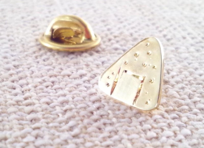 オニギリ【Ｓ】ピンバッジ - 胸針 - 其他金屬 