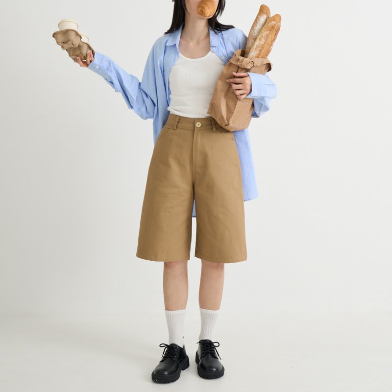 Baggy Cotton Twill Shorts - Khaki - 女短褲/五分褲 - 棉．麻 卡其色