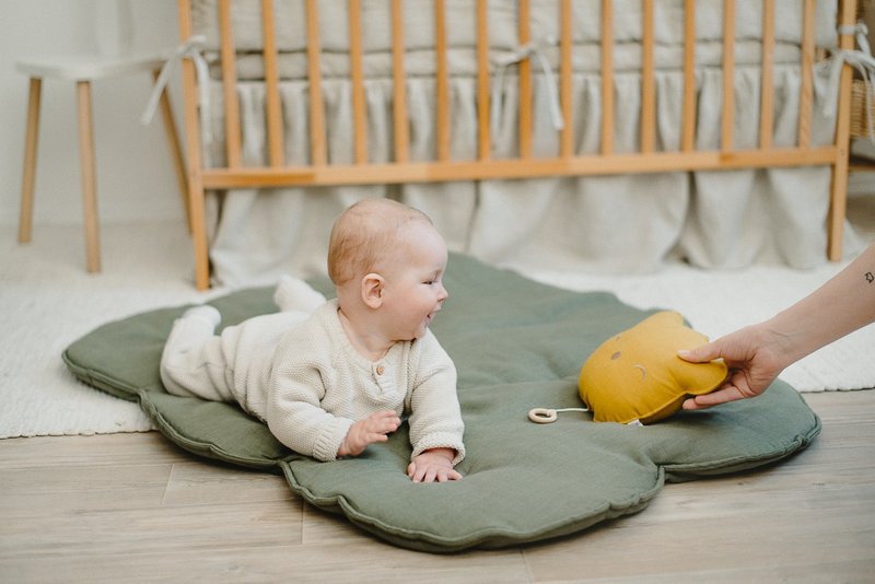 Linen Cloud Padded Baby Play Mat - Olive green Baby Exercise Mat - 嬰兒地墊/遊戲墊 - 亞麻 綠色