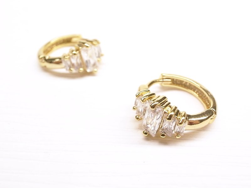 《二毛銀》【黃銅鍍18K金+鋯石圈圈耳環】（一對） - 耳環/耳夾 - 其他金屬 