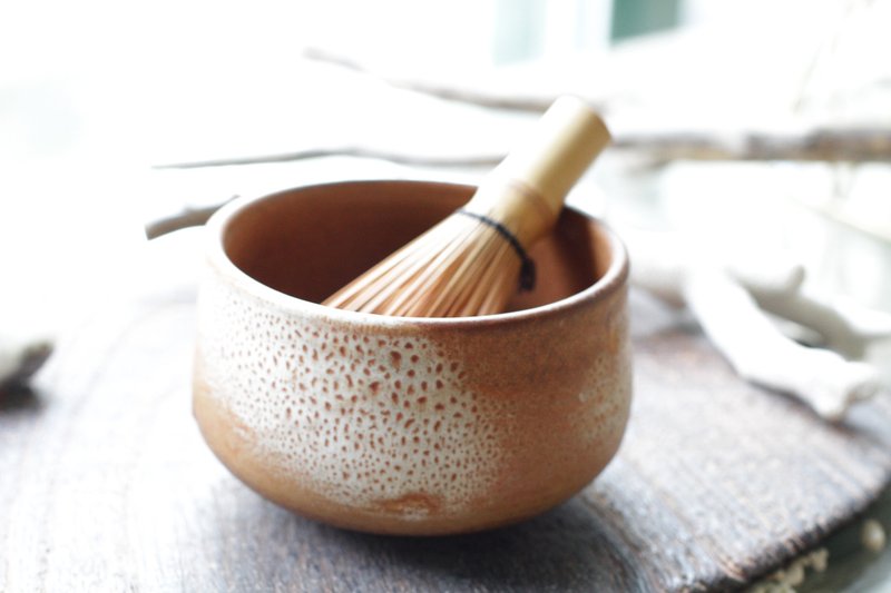 是你嗎?手拉坏陶碗/茶碗/抹茶碗 - 茶壺/茶杯/茶具 - 陶 咖啡色