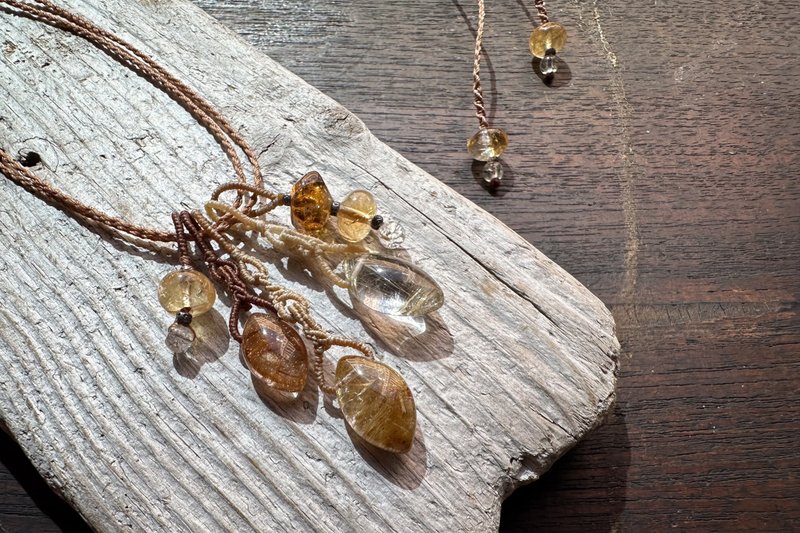 Citrine + Blonde Crystal Handmade Micro-woven Necklace with Adjustable Length Brown - สร้อยคอ - เครื่องประดับพลอย สีกากี