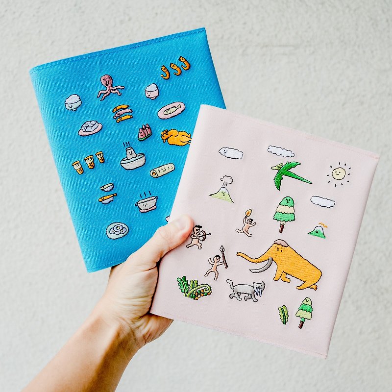 [Special offer with minor flaws] Embroidered square book covers without inner pages/set of two - สมุดบันทึก/สมุดปฏิทิน - ผ้าฝ้าย/ผ้าลินิน หลากหลายสี