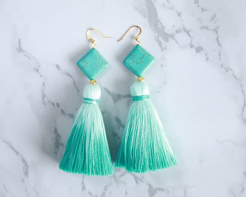 Turquoise Ombre Tassel Jewelry Statement Long Drop Earrings Gift for Woman - ต่างหู - ผ้าฝ้าย/ผ้าลินิน สีเขียว