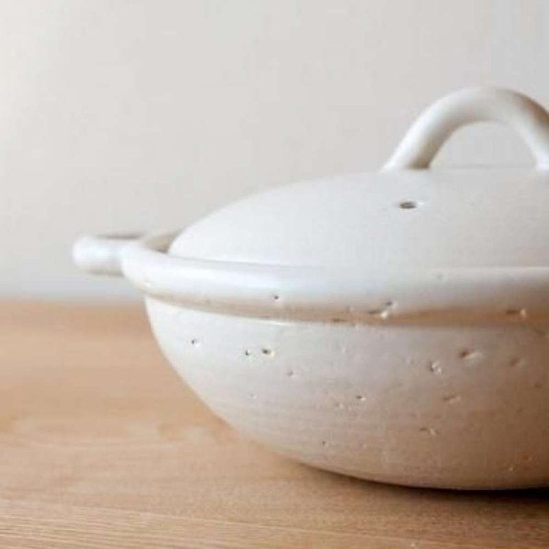 4TH MARKET Made in Japan No. 9 Binaural Stew Shallow Soup Pot-White (2200ML) - เครื่องครัว - ดินเผา ขาว