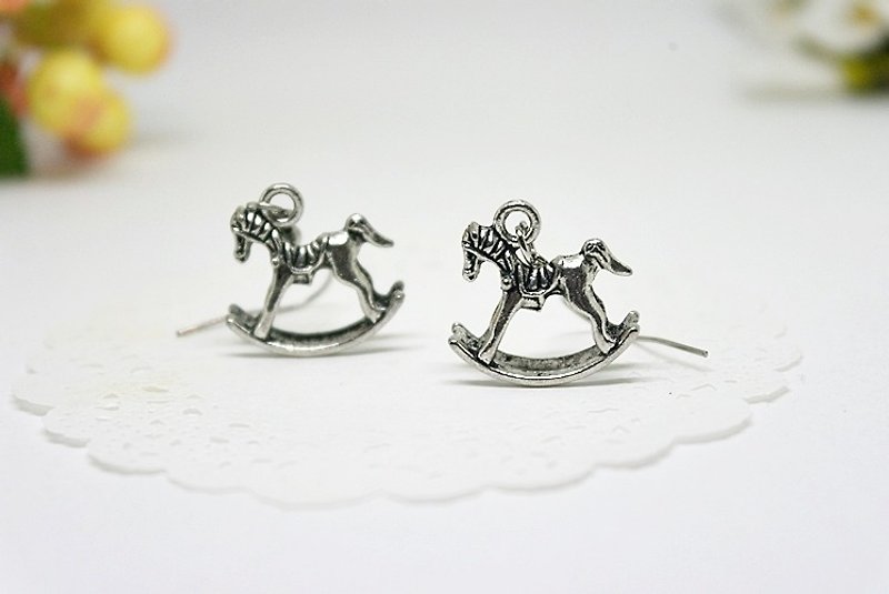 Silver alloy * Rocking Horse * _ hook earrings cute # # - ต่างหู - โลหะ สีเทา