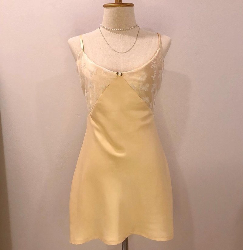 Yellow Cream Butterfly dress - 洋裝/連身裙 - 絲．絹 黃色
