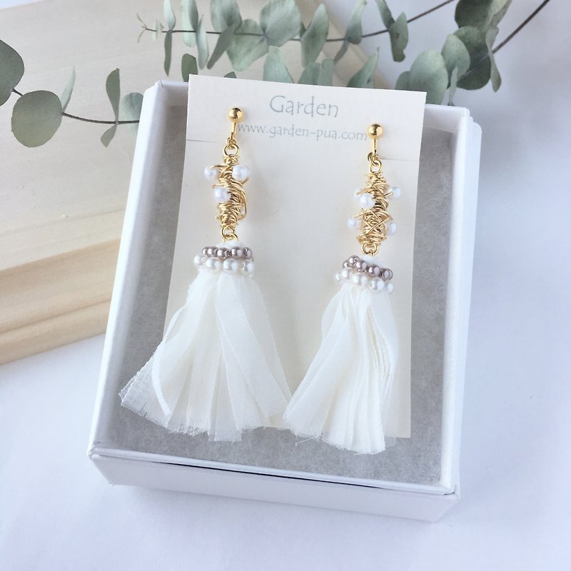 fusako earrings pink beige - Earrings & Clip-ons - Other Metals White