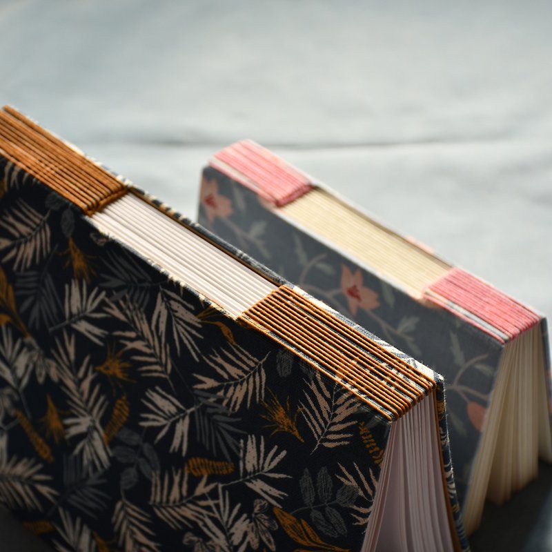 Buttonhole sewing method | Customized manual book-book back - สมุดบันทึก/สมุดปฏิทิน - ผ้าฝ้าย/ผ้าลินิน สีน้ำเงิน