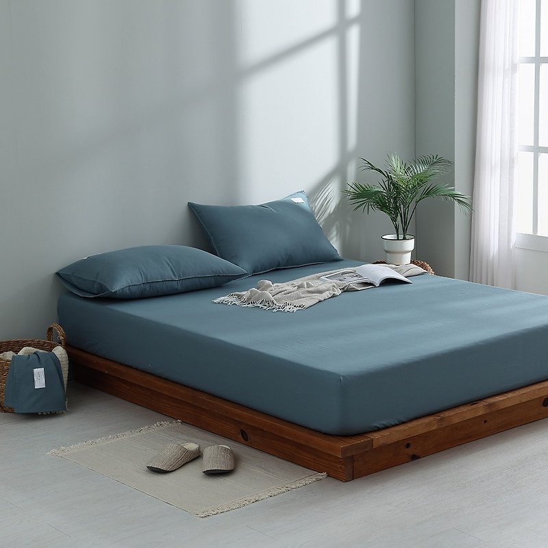 Solid color classic-Yunmiansha three-piece pillowcase bed bag set (navy blue) - Bedding - Cotton & Hemp Blue