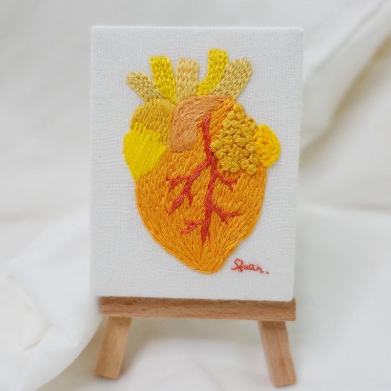 Mini Embroidery-Heart - กรอบรูป - งานปัก สีส้ม