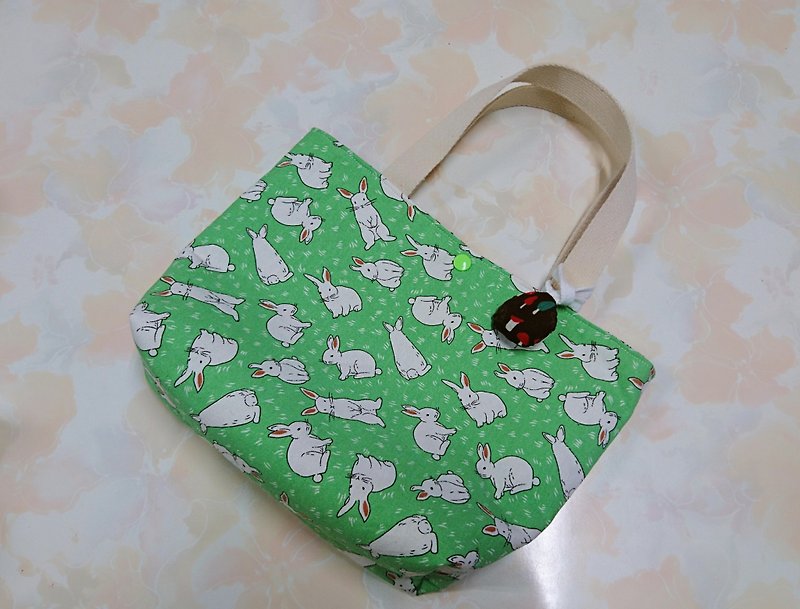 Green full version rabbit rabbit handbag - กระเป๋าถือ - ผ้าฝ้าย/ผ้าลินิน สีเขียว