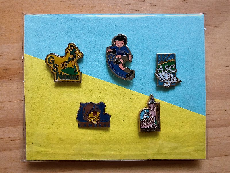Vintage Pins Out-of-print vintage classic pins French vintage sports style series of 5 pieces - Badges & Pins - Other Metals Multicolor