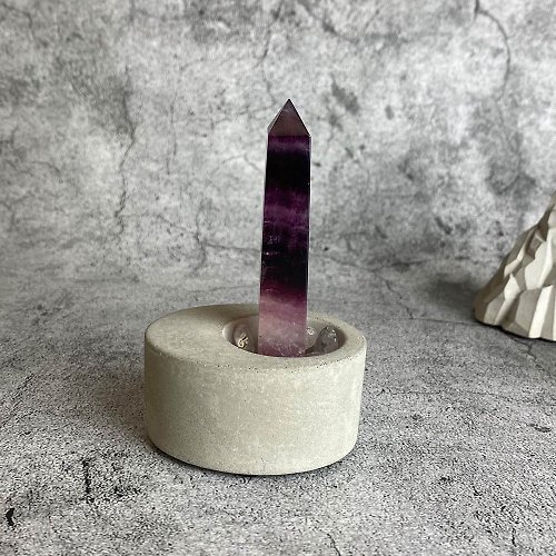璃珠 RIJU 水晶柱- 紫螢石小方柱 辦公室療癒微景觀 裝置擺飾 一物一圖