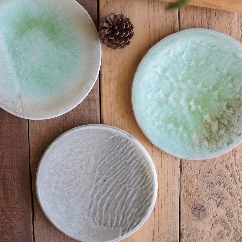 Earth Series Mo Bai green water texture ceramic plate / cake plate / snack plate - Small Plates & Saucers - Pottery 