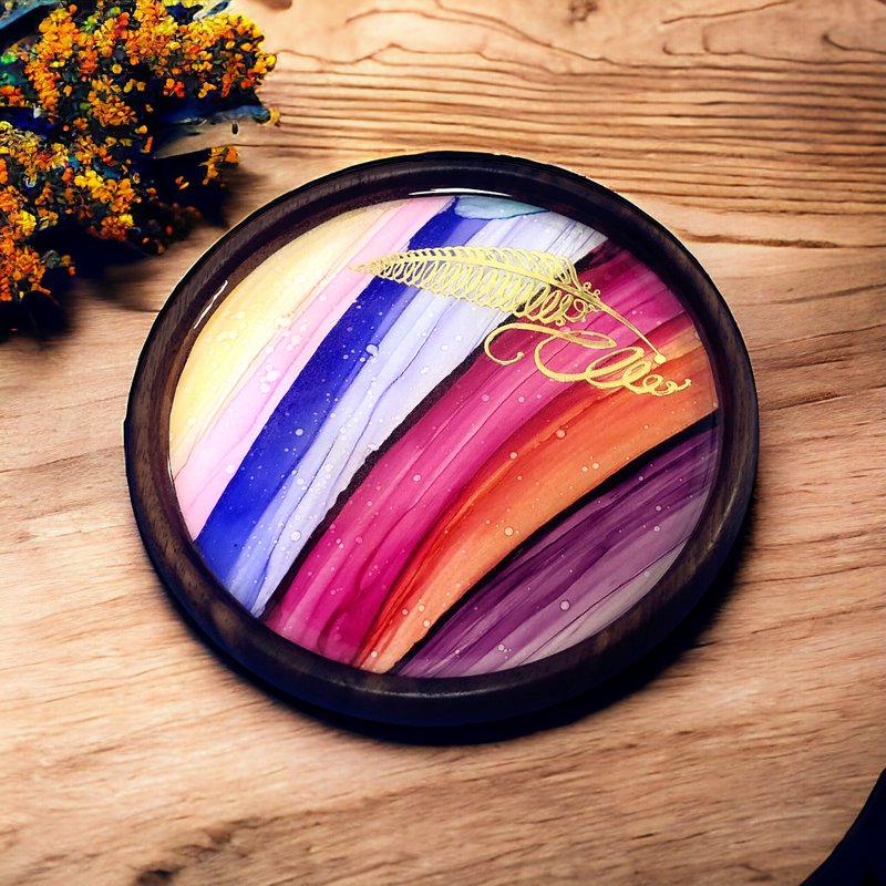 Alcohol Ink Art Premium Walnut Wooden Coaster - Feather (B) - ของวางตกแต่ง - วัสดุอื่นๆ หลากหลายสี