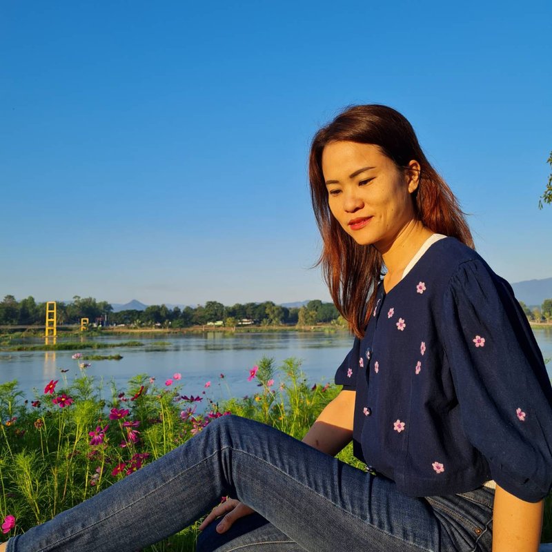 Balloon Sleeve Crop Top - Indigo - 女裝外套/大衣 - 棉．麻 藍色