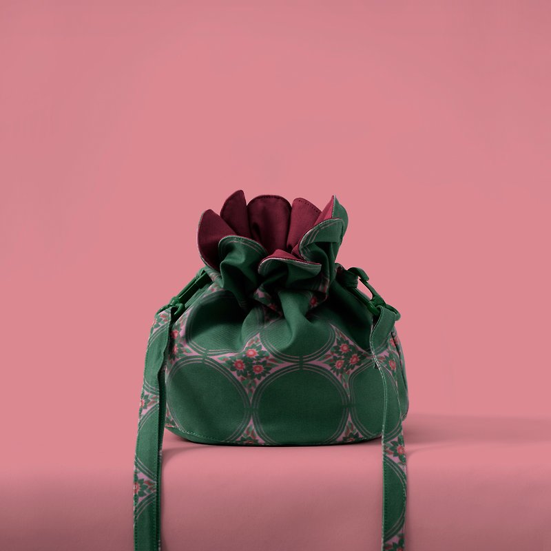 【Brick Love Table】Blooming tips and tricks-jade purse - Messenger Bags & Sling Bags - Cotton & Hemp Green