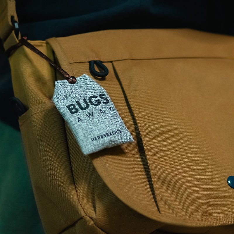 [Luggage tag] Anti-bed bug and tick amulet sachet Japanese style guardian design (set of three colors) - ผลิตภัณฑ์กันยุง - พืช/ดอกไม้ หลากหลายสี