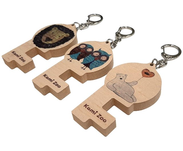 The BONEZ Acryl stand & Keycharm