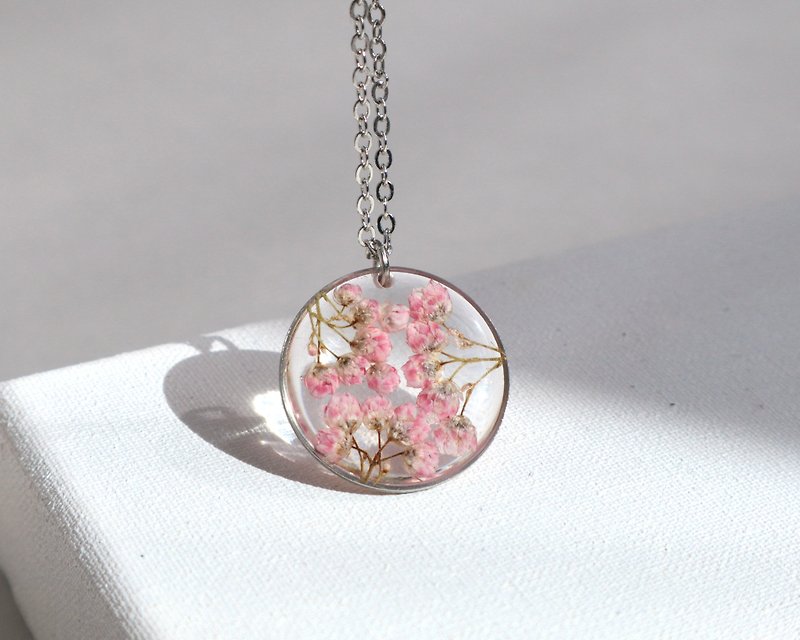 Flower necklace, pink flower, resin jewelry, birthday necklace - Necklaces - Resin Pink