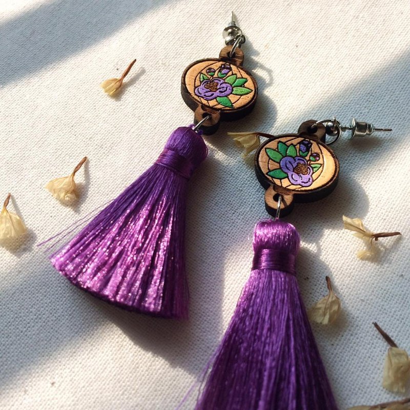 Wooden dangle earrings peony flower - 耳環/耳夾 - 木頭 多色