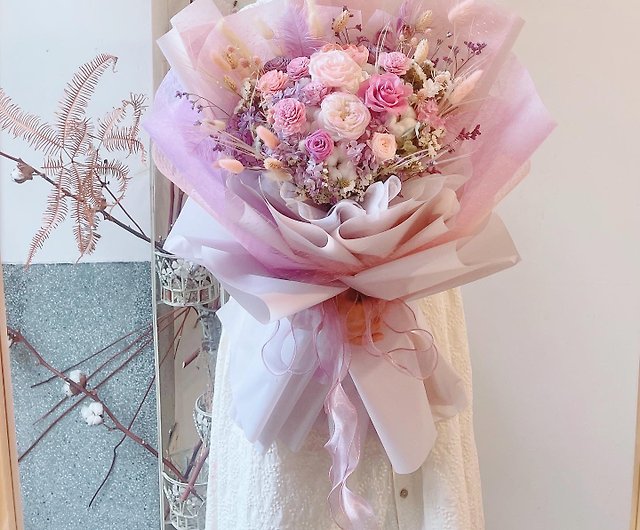 ピンクパープルロマンティックな感覚の生きた植物 フラワー ブーケ 大きな花束をプロポーズ ショップ Lanemore ドライフラワー ブーケ Pinkoi