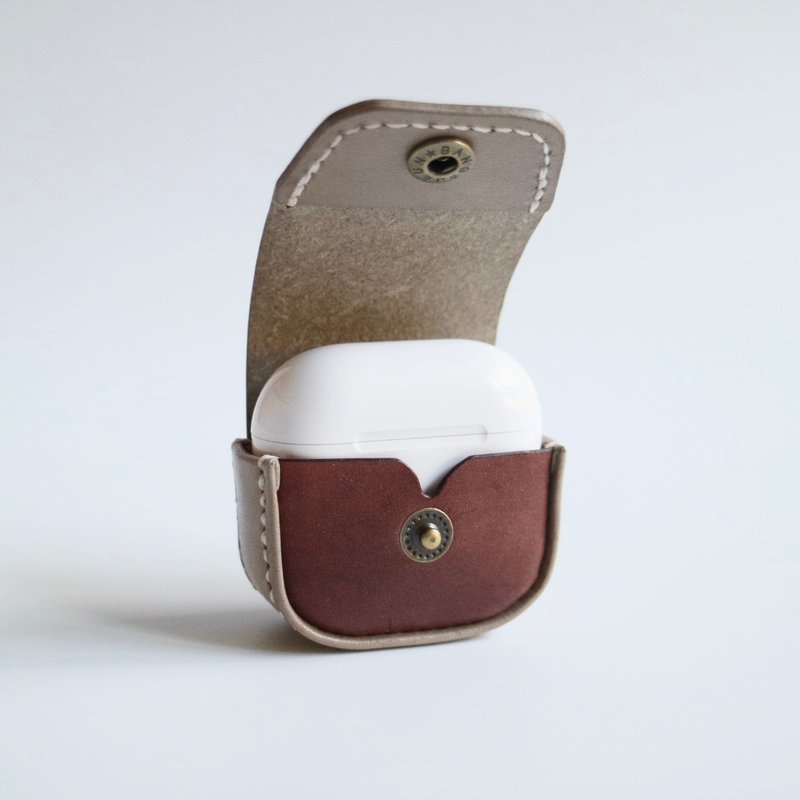 AirPods 4 皮革保護套 保護殼 收納皮套 ----麥芽巧克力 - AirPods/耳機保護套 - 真皮 卡其色