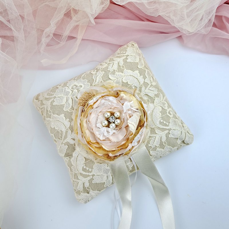 婚禮戒指枕 戒子座 結婚裝飾 婚禮用品 RB003 - 戒指 - 絲．絹 銀色
