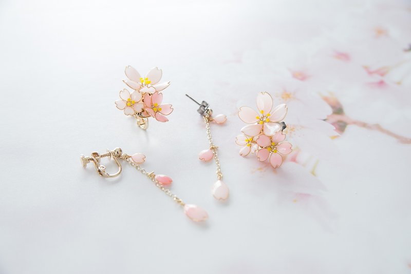 【桜】春を着飾るアクセサリー - 耳環/耳夾 - 樹脂 