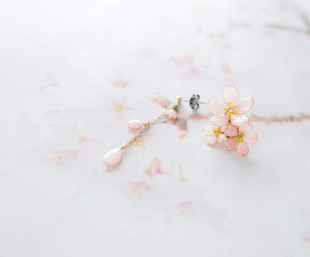 SAKURA Bouquet Accessories - Shop fullbloom Earrings & Clip-ons