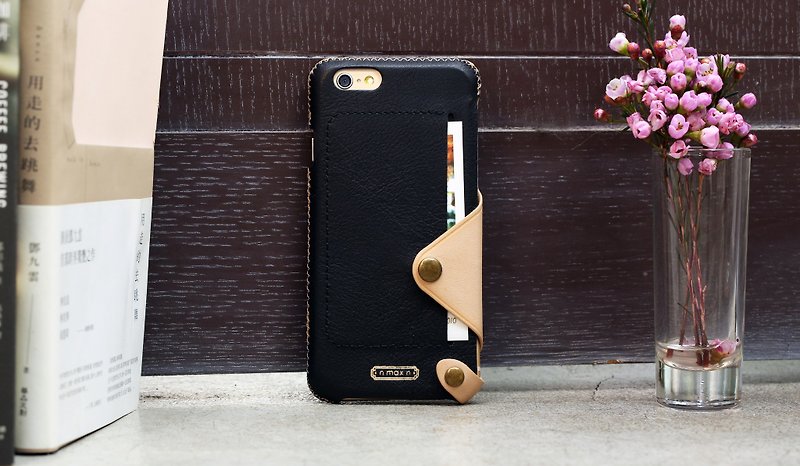 iPhone 6 /6S / 4.7 inch Minimalist Series Leather Case - Black - เคส/ซองมือถือ - หนังแท้ สีดำ
