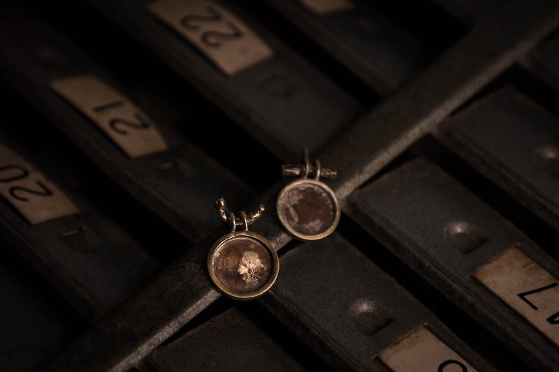 锖・Old Canvas | brass earrings - Earrings & Clip-ons - Copper & Brass Gold