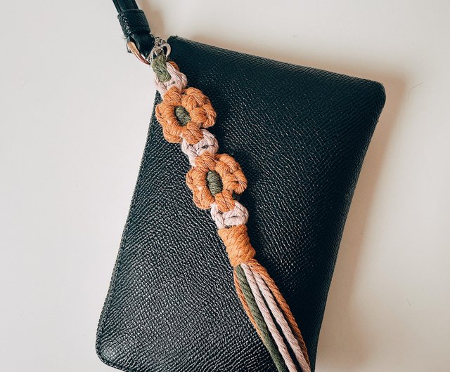 マクラメ手作り編み込み小花開きチャームキーホルダー