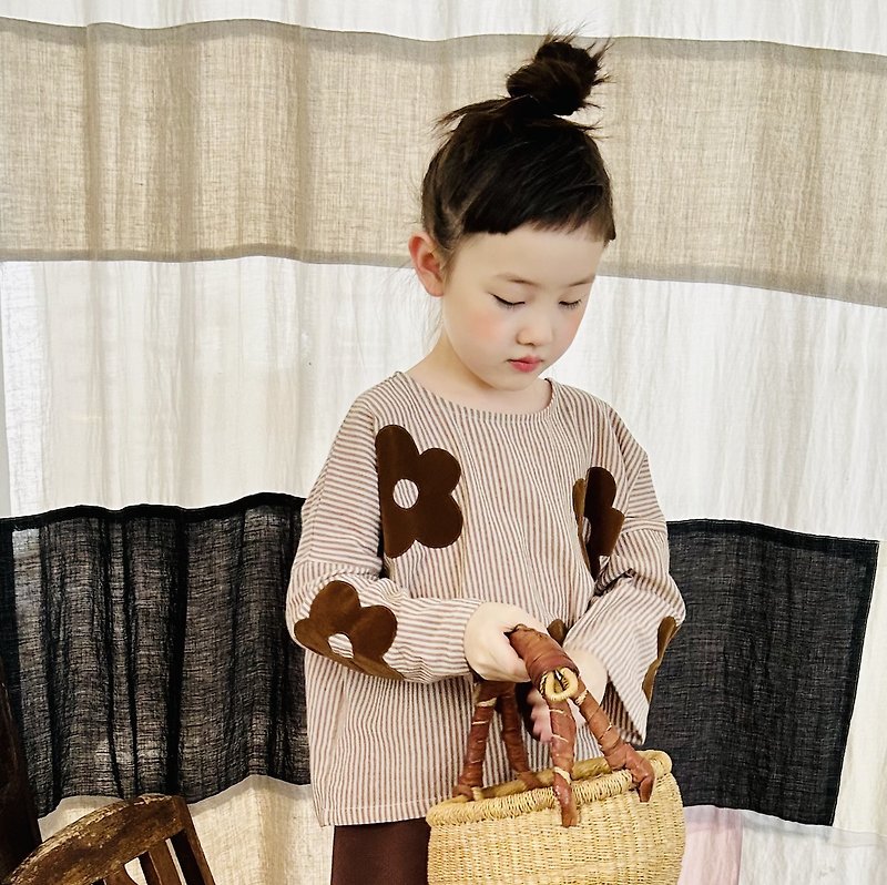 Autumn striped floral long-sleeved top/children's clothing - เสื้อยืด - ผ้าฝ้าย/ผ้าลินิน สีนำ้ตาล
