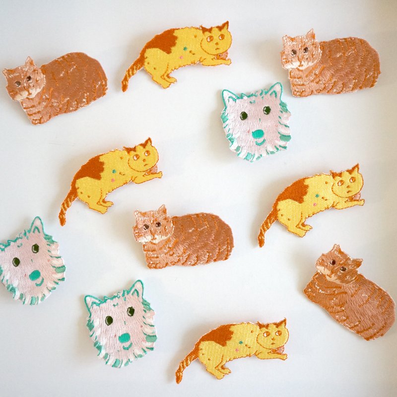 Smiling Corgi Embroidered Pin | Floral Pin - Brooches - Thread Pink