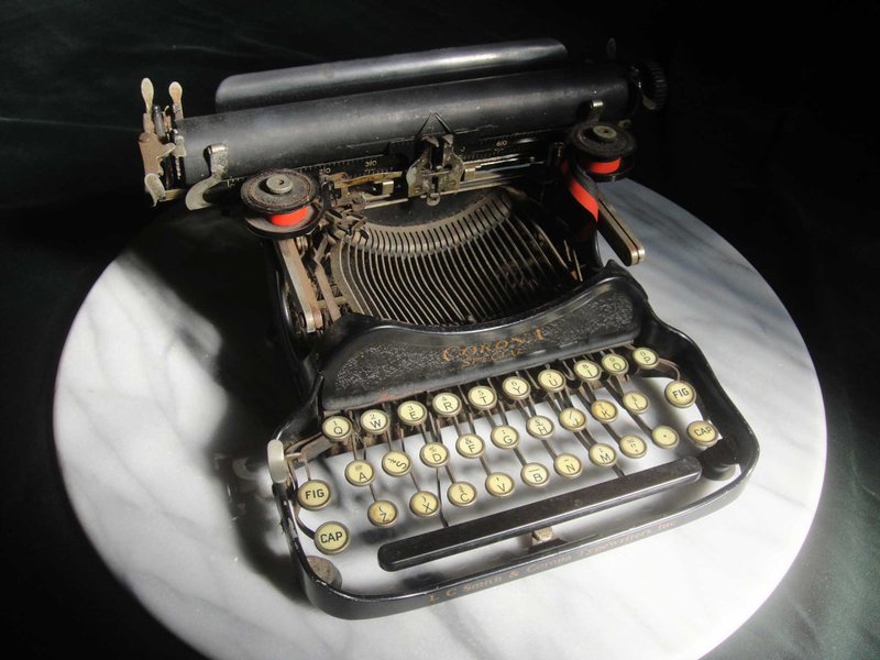 【老時光 OLD-TIME】早期二手美國製CORONA厚重金屬打字機 - 擺飾/家飾品 - 其他材質 藍色