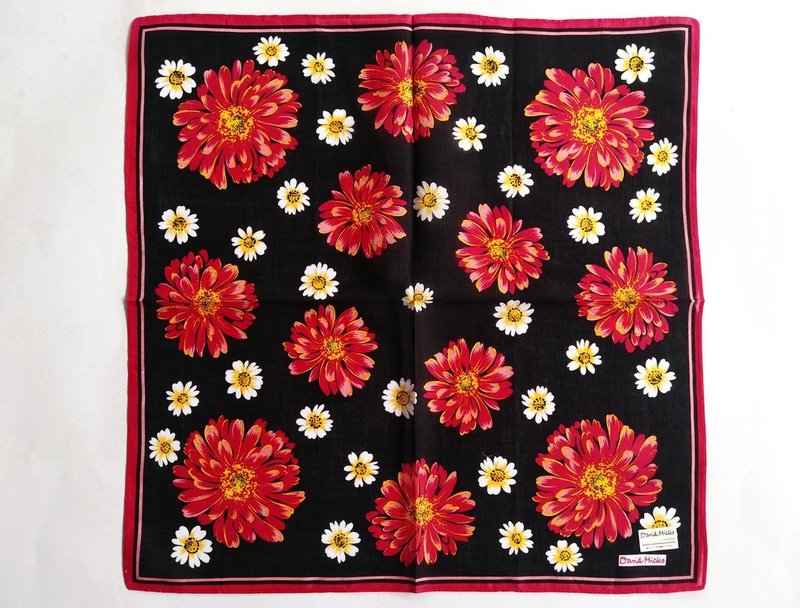David Hicks Vintage Handkerchief Women Handkerchief Gerbera 17 x 17 - 手帕 - 棉．麻 黑色