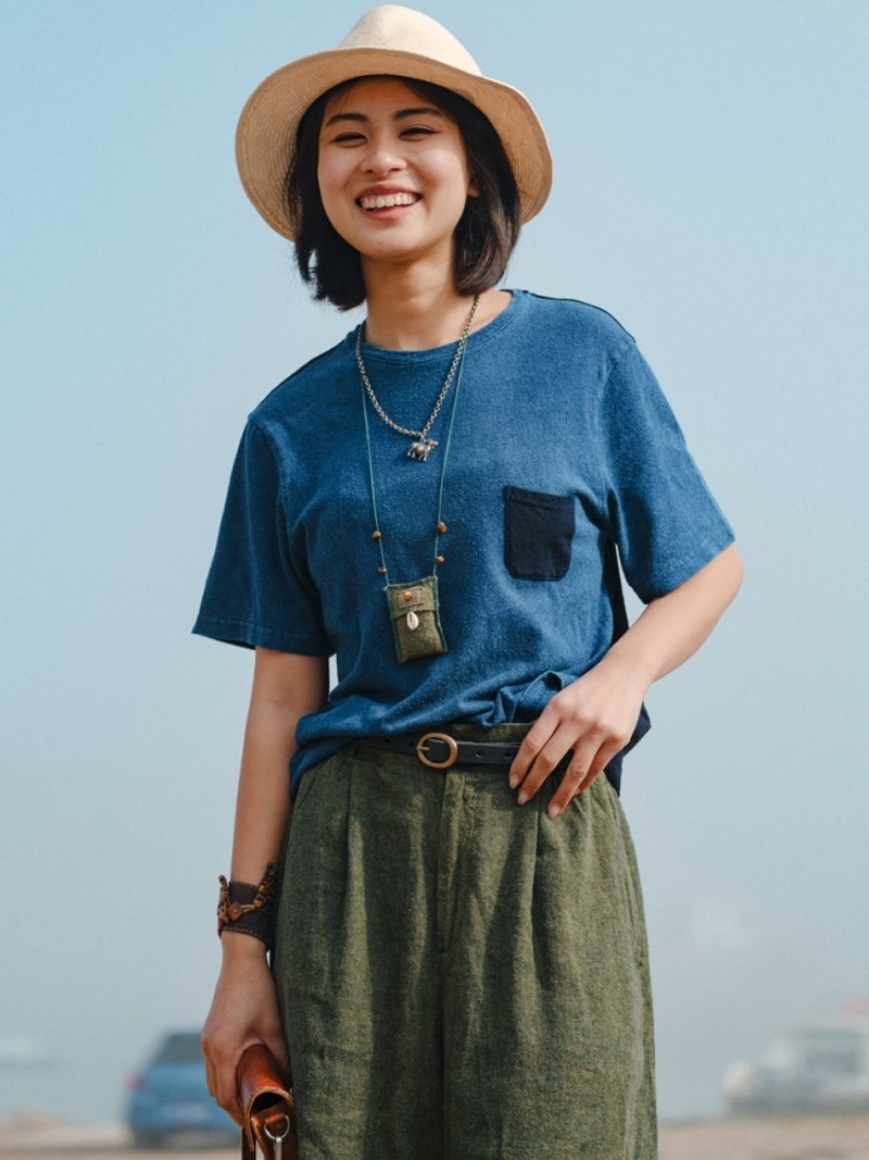 2種藍色 古法藍染油絲上衣 棉麻拼接短袖T恤 - 女 T 恤 - 棉．麻 藍色