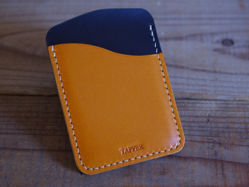 Hand-sewn leather card wallet camel x navy - กระเป๋าสตางค์ - หนังแท้ สีส้ม