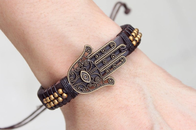 Leather Beaded Bracelets Men Unisex Charm Brass Hamsa Symbol - สร้อยข้อมือ - ผ้าฝ้าย/ผ้าลินิน สีนำ้ตาล