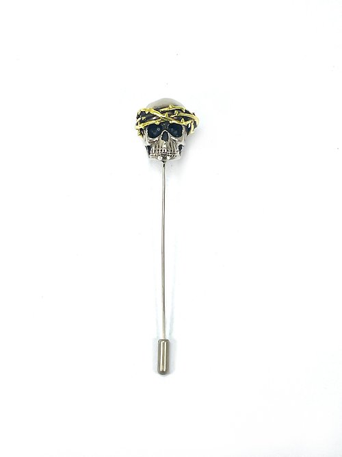 MAFIA JEWELRY Golden Crown of Thorn Skull Lapel Pin.