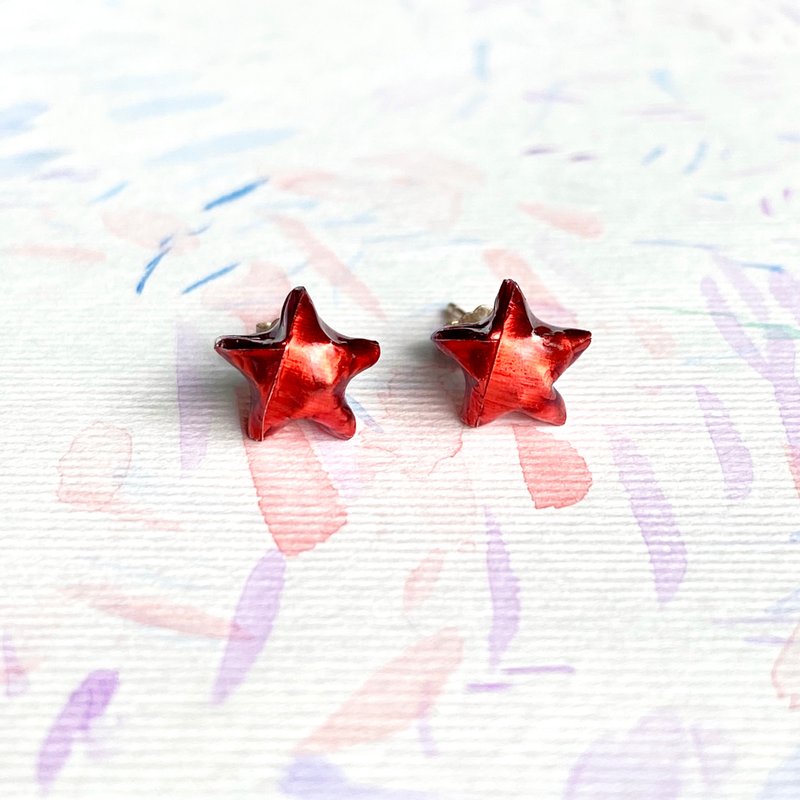 Star Earrings Shinny Red Lucky Star Earrings - ต่างหู - เงินแท้ สีแดง