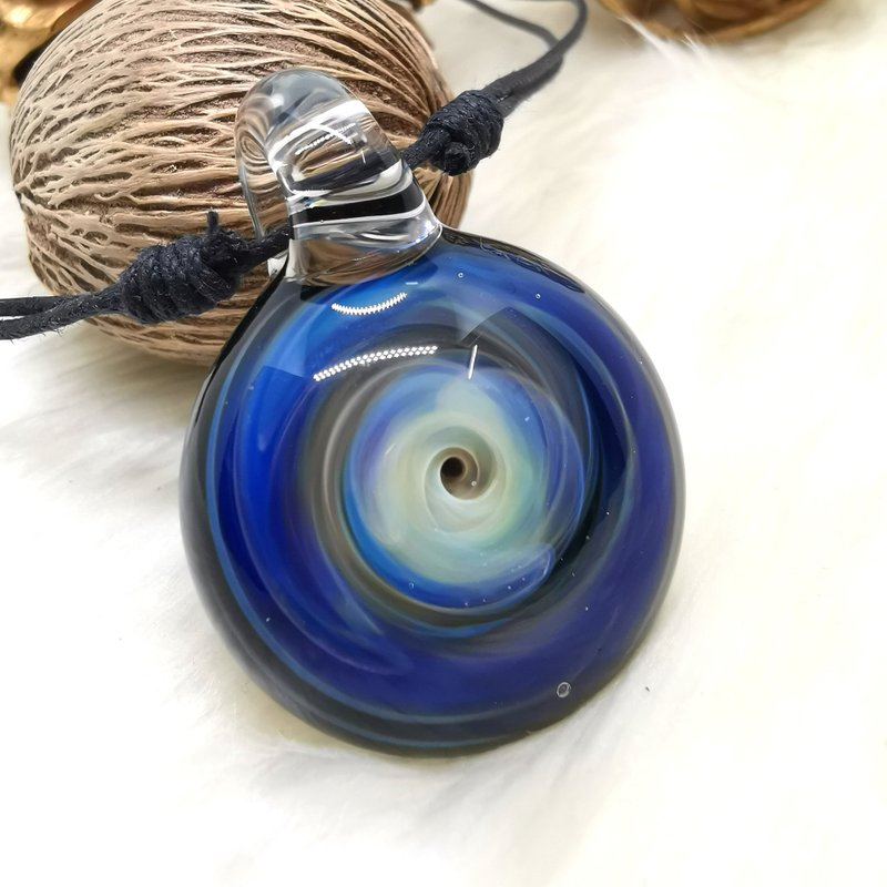 吹製玻璃吊墜項鍊手工飾品 - 項鍊 - 玻璃 多色